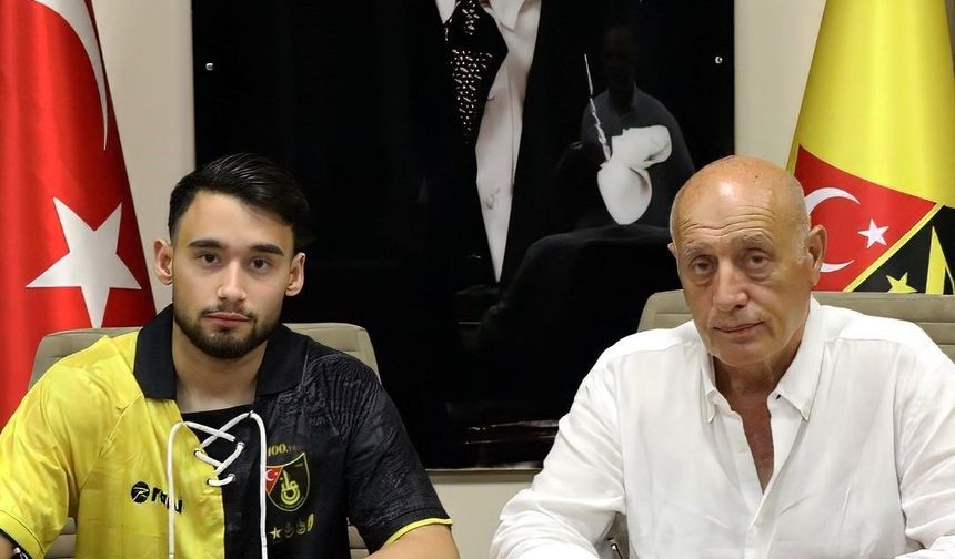 İstanbulspor, Ünal Emre Durmuşhan'ı renklerine bağladı