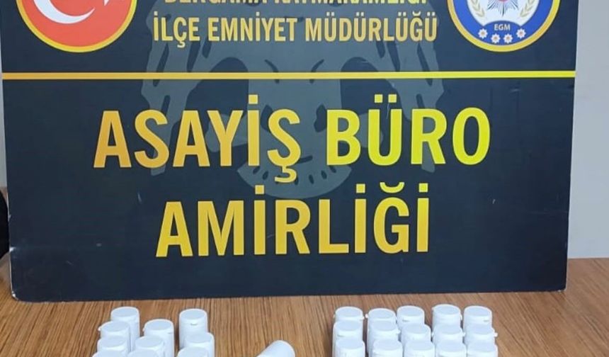İzmir'de uyuşturucu operasyonunda 2 şüpheli tutuklandı