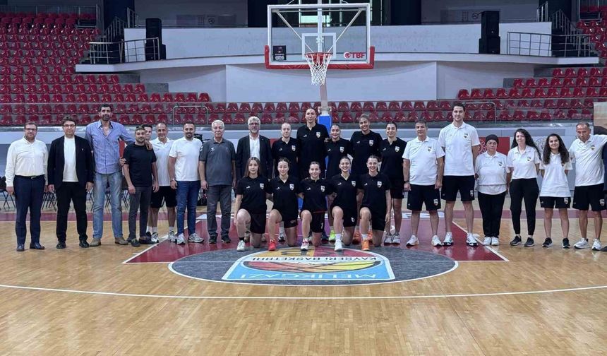 Melikgazi Kayseri Basketbol ile Memorial Kayseri Hastanesi sponsorluk anlaşması imzaladı