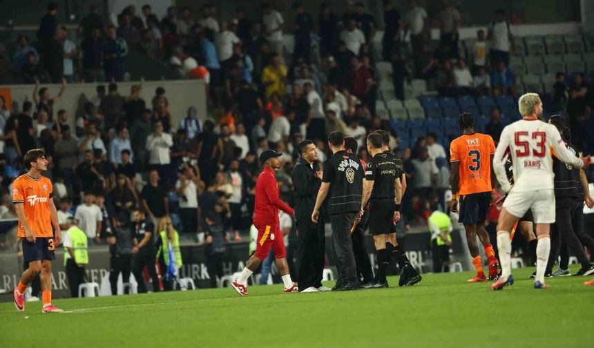 Nuri Şahin, maç sonunda kırmızı kart gördü