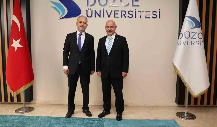 Sağlık Müdürü Yılmaz'dan Rektör Nedim Sözbir'e tebrik
