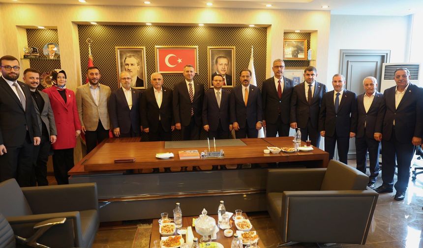Lütfi Bayraktar'dan "Türkiye Yüzyılı" vurgusu