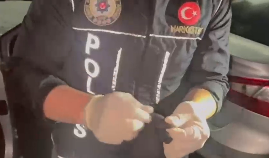 Narkotik operasyonu: 1,7 tonluk zehir sevkiyatı engellendi!