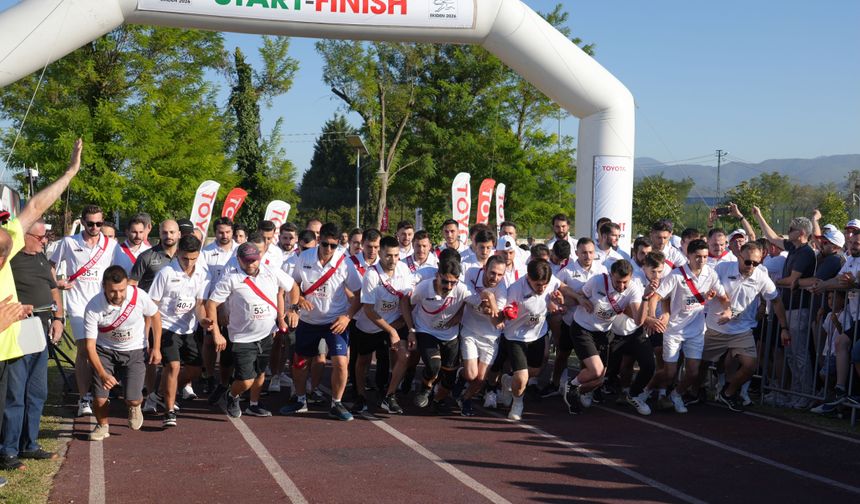 TMMT’nin geleneksel Ekiden Koşusu’nda 86 takım yarıştı, 9.000 kişi bir araya geldi