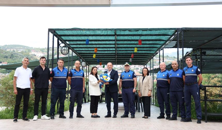 Başkan Yıldız Zabıta ekipleriyle buluştu
