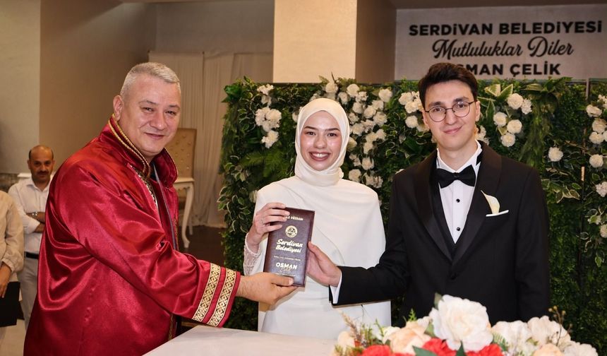 Serdivan’da Nikâh Ücretlerinde Yeni Dönem! Üç Gruba Ücretsiz Evlilik Hizmeti
