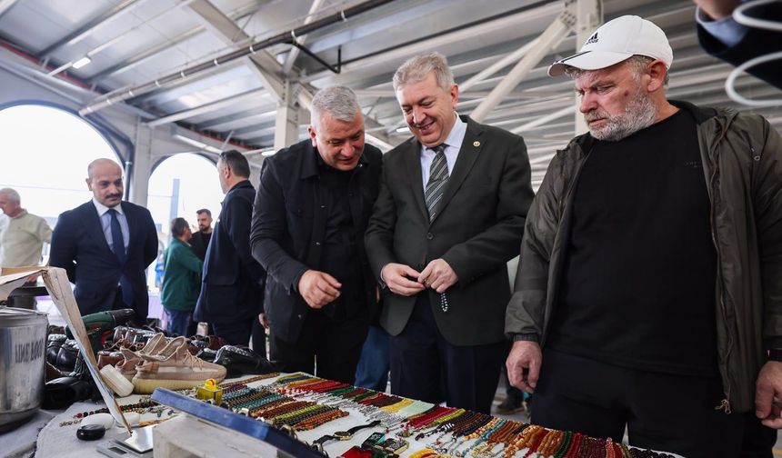 Serdivan’da Arabacıalanı Yeni Pazar Yeri’nde İki Günde İki Yeni Hizmet