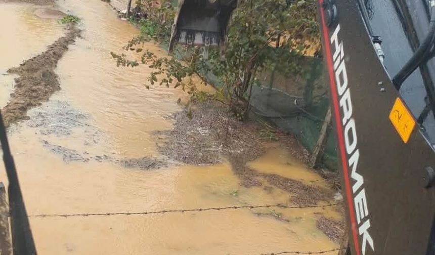 Hendek’te Uludere Çayı taştı mı? İşte Aşırı yağışın ardından son durum!