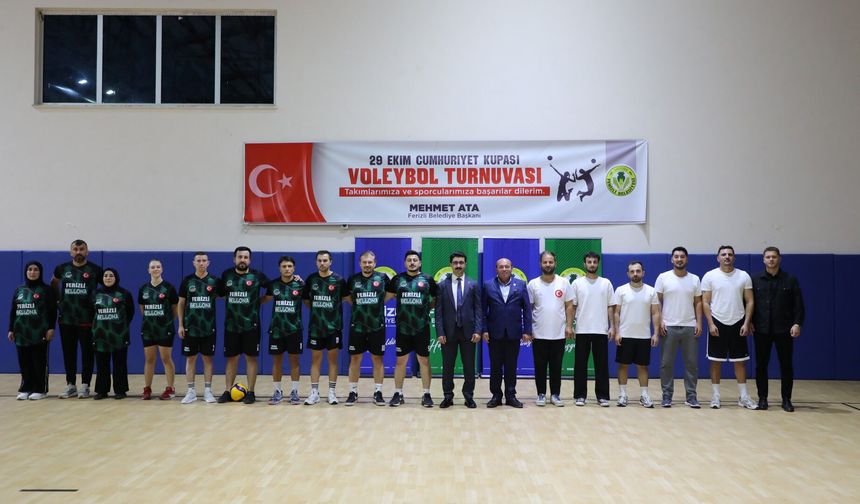 Ferizli’de 29 Ekim Cumhuriyet Kupası Voleybol Turnuvası başladı