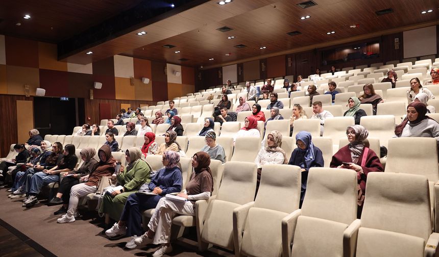 KPSS Ön Lisans adayları sınav öncesi Büyükşehir’le bilgilerini tazeledi