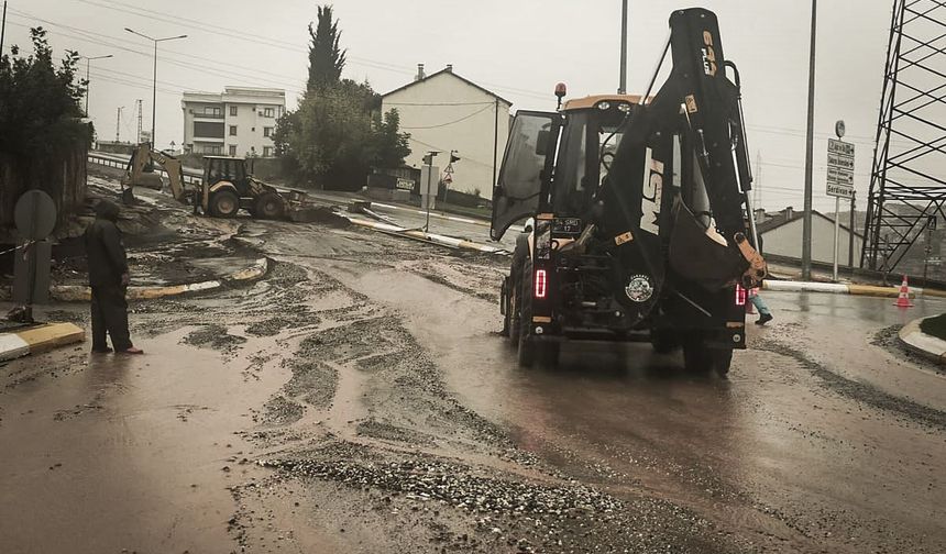 Valilik uyardı: Sakarya’ya yeni yağış dalgası geliyor!
