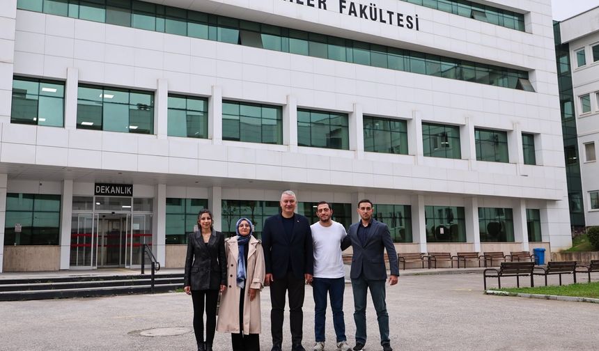 Başkan Osman Çelik Üniversiteli Gençlerle Tecrübelerini Paylaştı