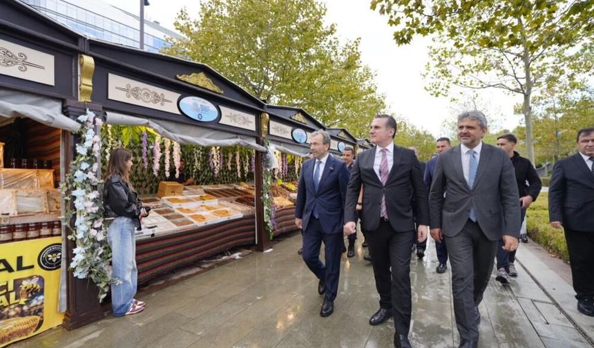 Pendik’te Sakarya Rüzgârı: Dev Organizasyonda Sıra Sakarya’da!