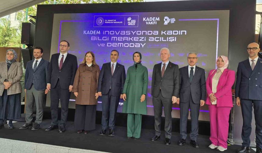 Bakan Kacır: 'Kadınların bilimde ve üretimde güçlü bir şekilde yer alması, ülkemizin kalkınmasının temel anahtarıdır'