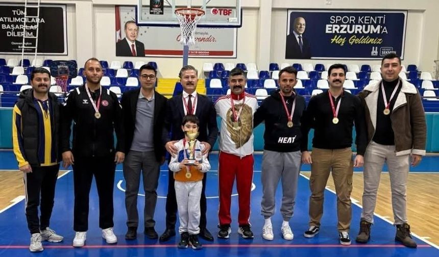 Erzurum Emniyetinin Sporcuları Kamu Spor Oyunları'nda İl Şampiyonu oldu
