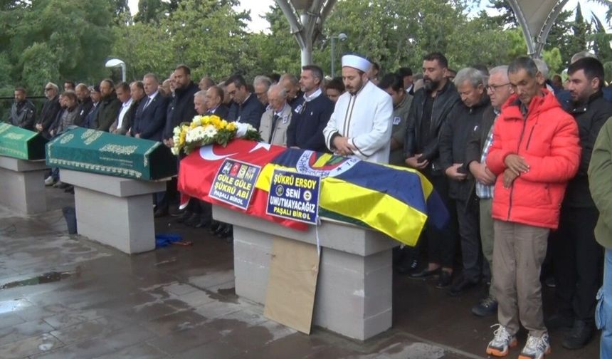 Fenerbahçe'nin efsanesi Şükrü Ersoy son yolculuğuna uğurlandı