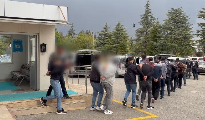 Konya merkezli 12 ilde dolandırıcılık operasyonu: 9 tutuklama
