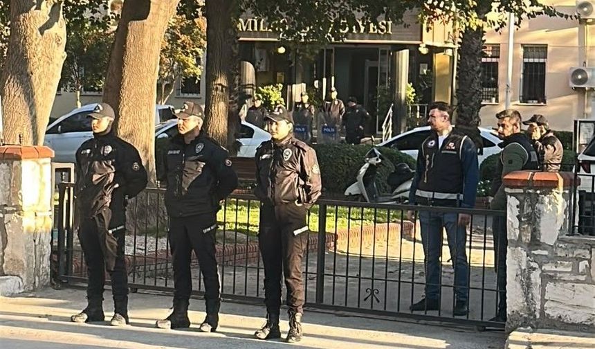 Milas Belediyesi operasyonunda aramalar sürüyor