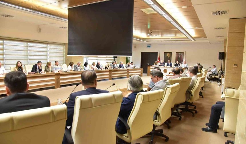 MSKÜ'de kalite süreçleri akran değerlendirmesiyle mercek altına alındı