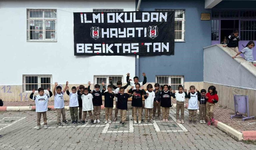 Niğde'de Beşiktaş taraftarlarından öğrencilere anlamlı hediye