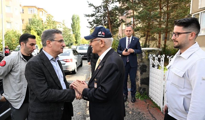 Vali Aydın Baruş'tan Şehit Ailesi ve Kıbrıs Gazisine anlamlı ziyaret