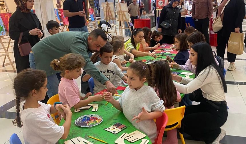 Serdivan AVM'de can  dostlara anlamlı etkinlik