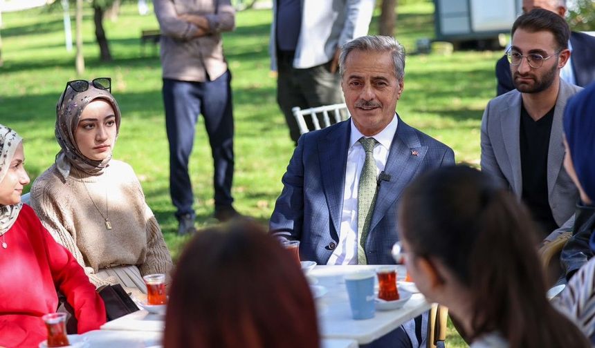 "Sırada daha büyük bir adım var": Alemdar gençlerle buluştu, detayları paylaştı!