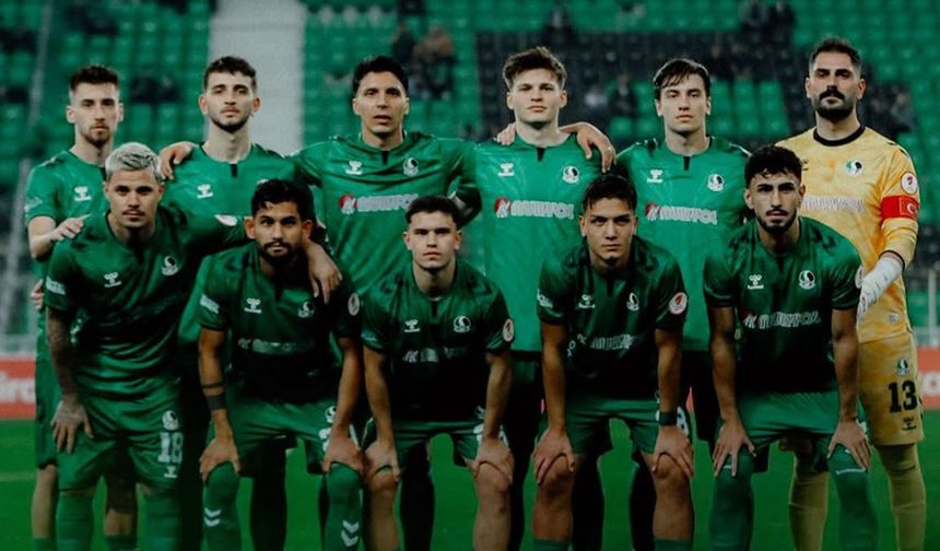 Sakarya’ya Yıldırım düştü 2-3