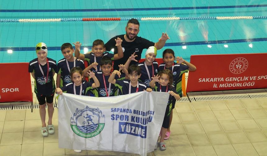 Sapanca Belediyesi Spor Kulübü Yüzme Yarışlarından Derecelerle Döndü